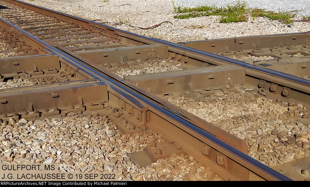 CSX-KCS OWLS Crossing